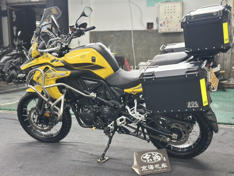 二手贝纳利金鹏 TRK502