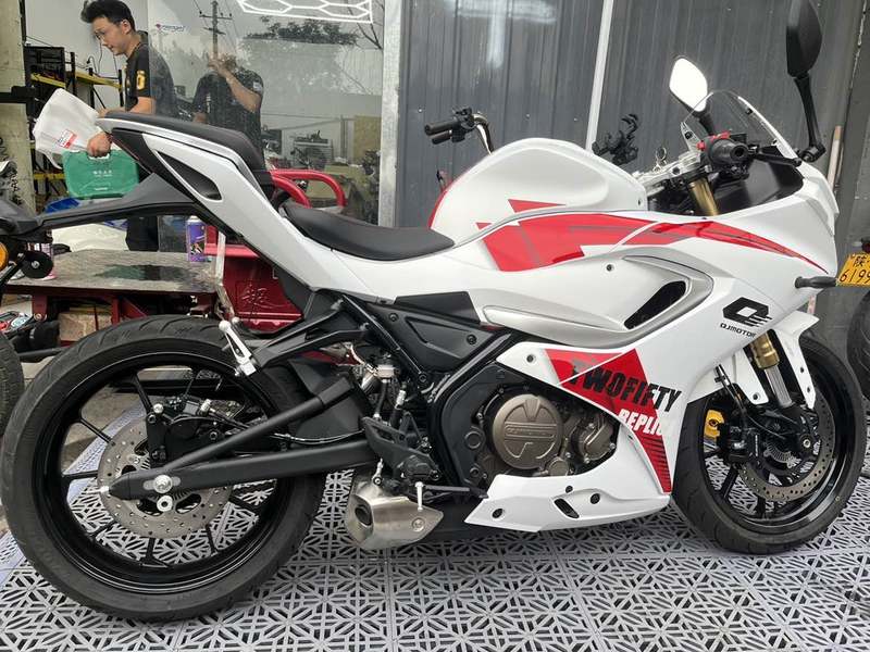 二手QJMOTOR赛250