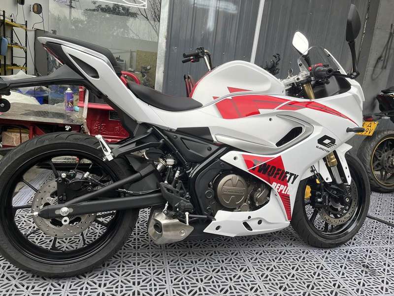 二手QJMOTOR赛250
