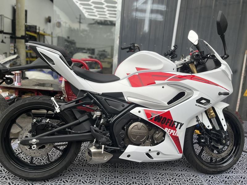 二手QJMOTOR赛250