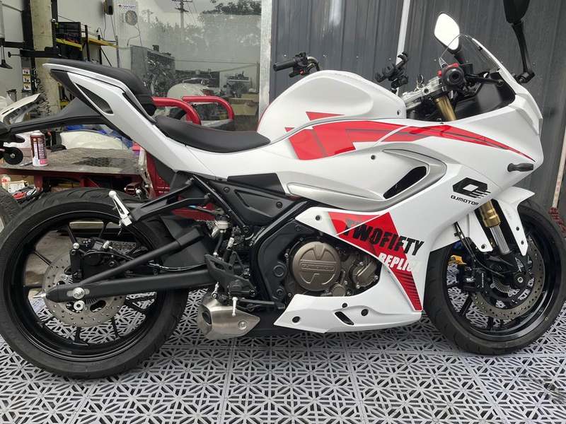 二手QJMOTOR赛250