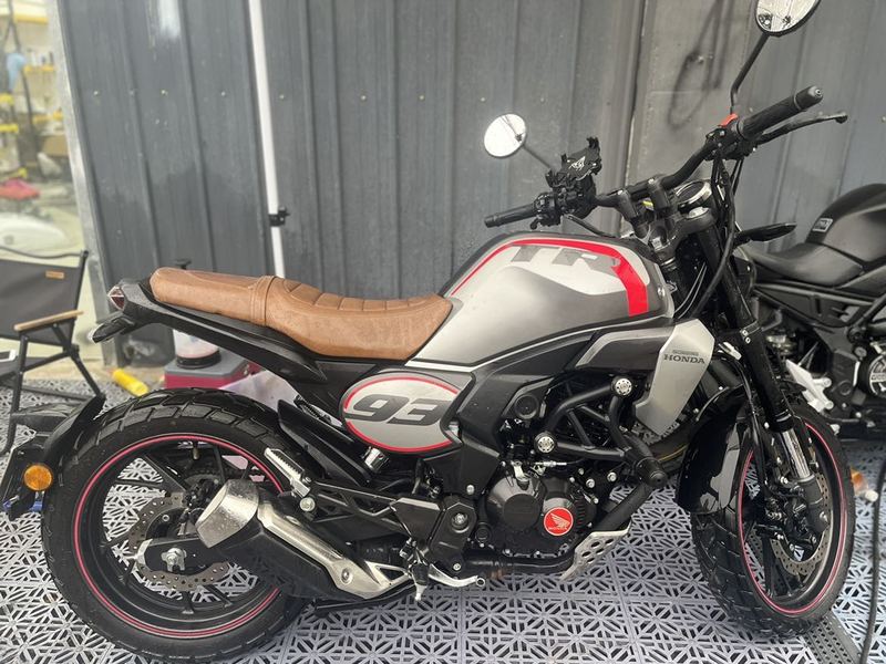 二手新大洲本田CBF190TR