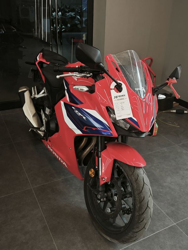 二手本田CBR400R