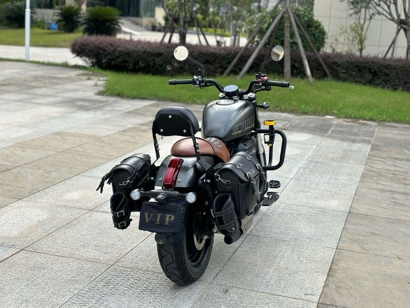 二手QJMOTOR闪300