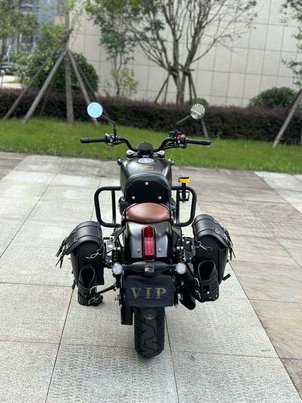 二手QJMOTOR闪300