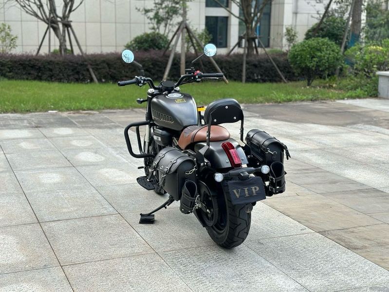 二手QJMOTOR闪300