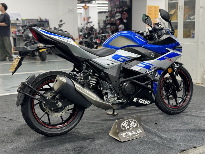 二手豪爵铃木GSX250R