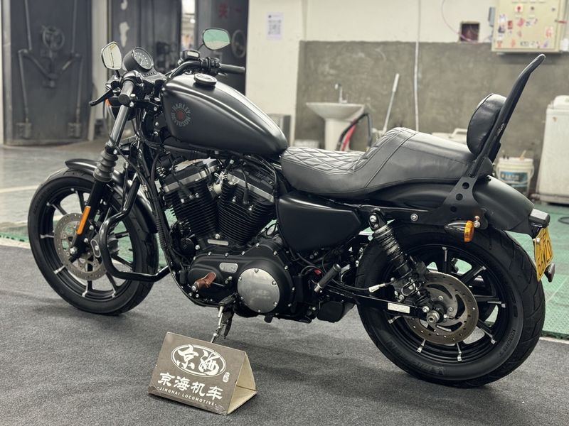 二手哈雷戴维森Iron883 硬汉