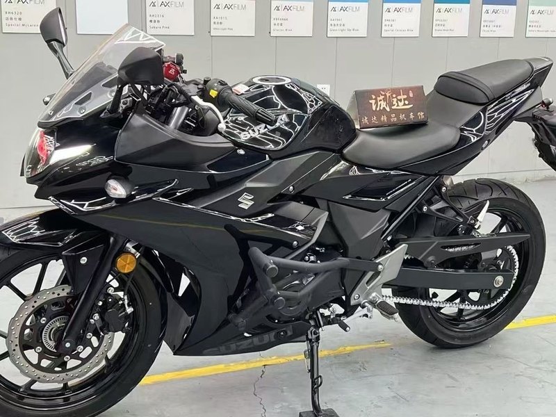 二手豪爵铃木GSX250R