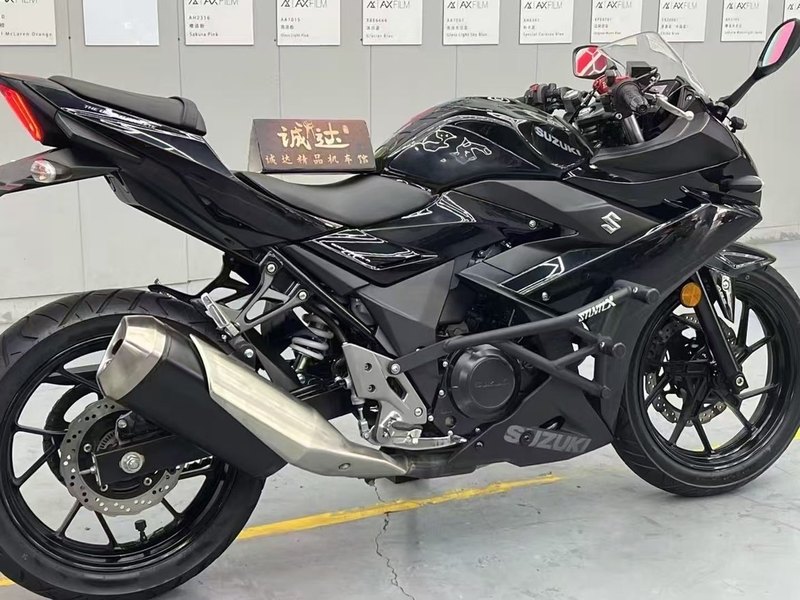二手豪爵铃木GSX250R