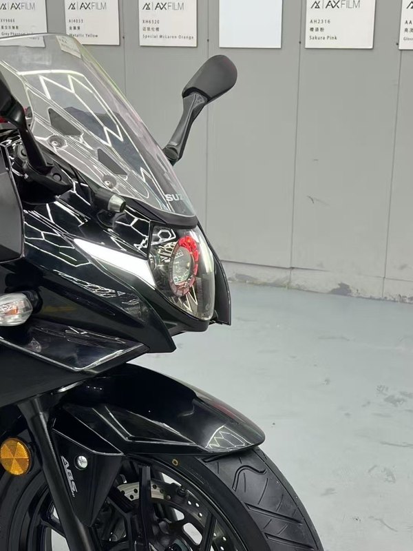 二手豪爵铃木GSX250R