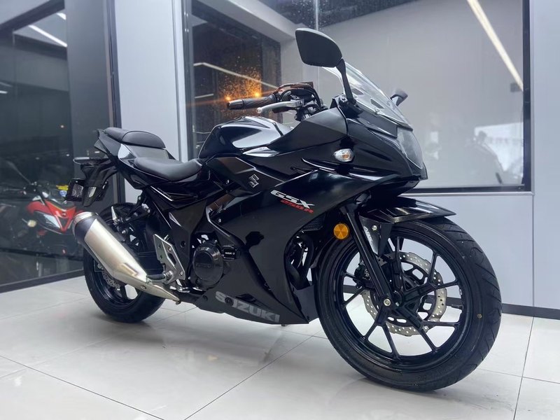 二手豪爵铃木GSX250R