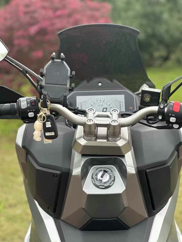 二手三阳哈士奇 Husky ADV300