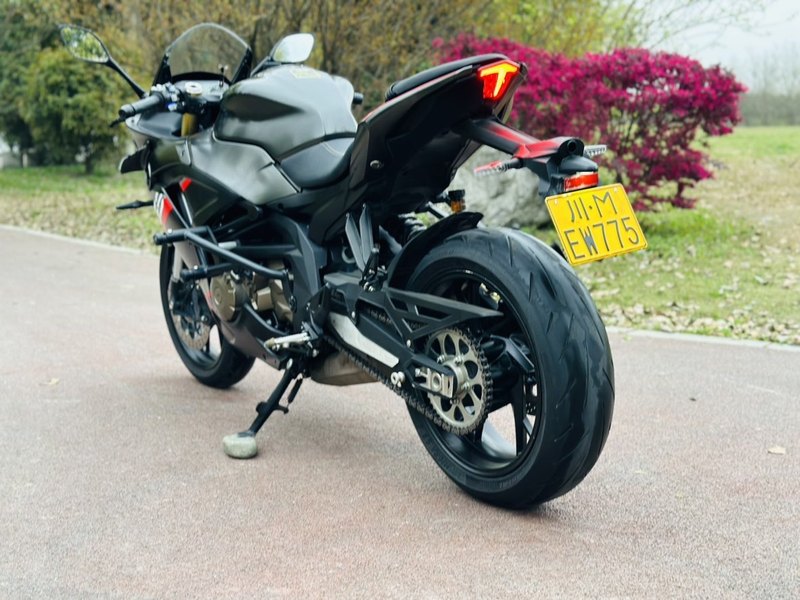 二手QJMOTOR赛600