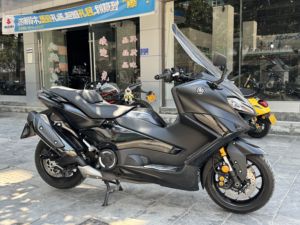 二手雅马哈TMAX