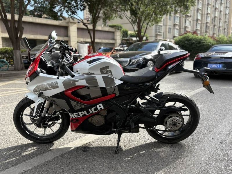 二手QJMOTOR赛250