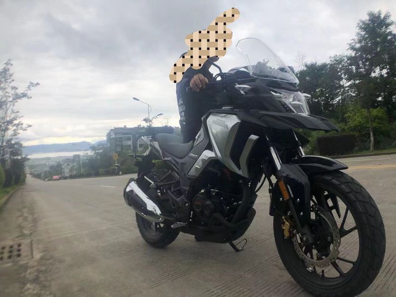 二手五羊本田猛鸷 CB190X