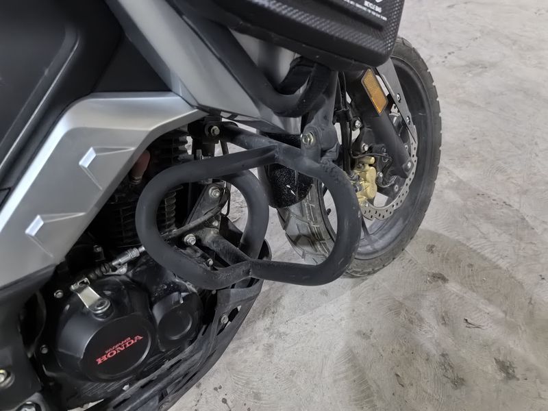 二手五羊本田猛鸷 CB190X