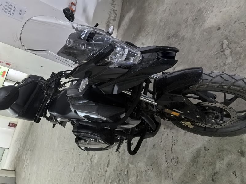二手五羊本田猛鸷 CB190X