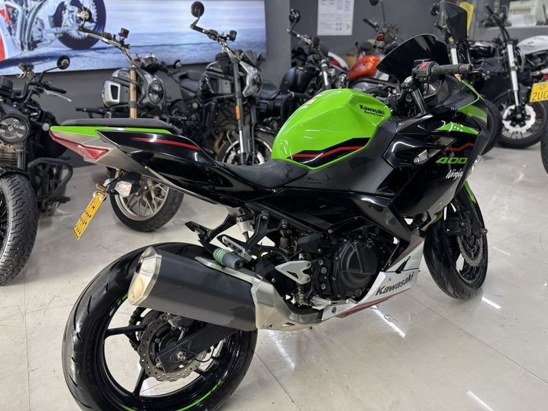 二手川崎Ninja 400