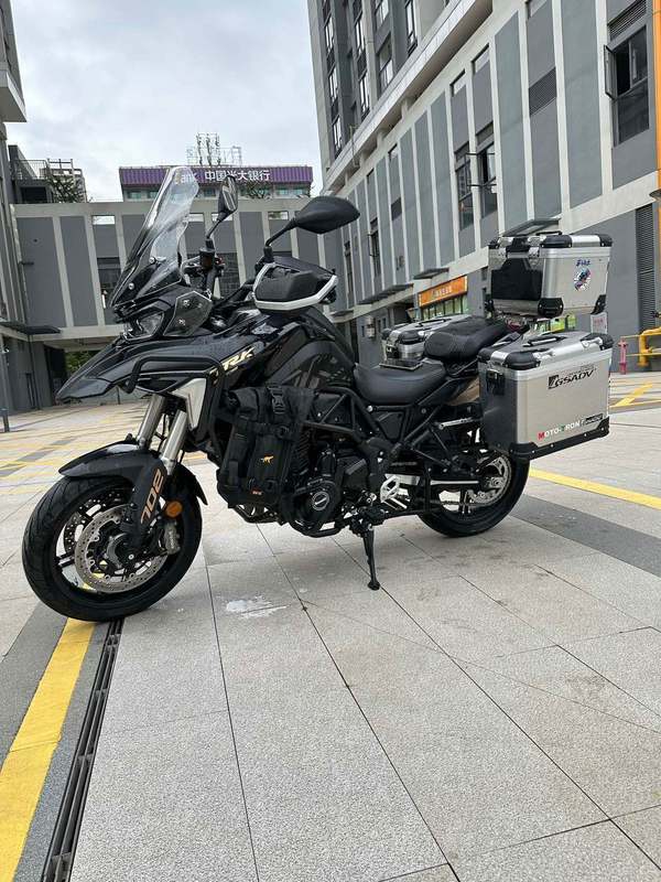 二手贝纳利TRK702
