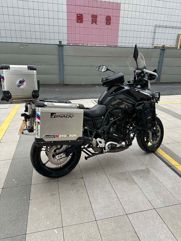二手贝纳利TRK702