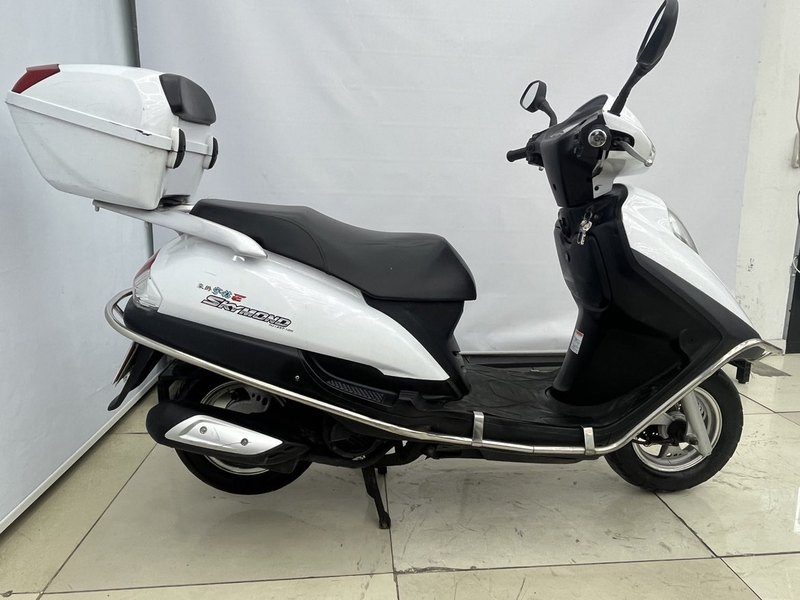 二手豪爵宇钻HJ125T-10