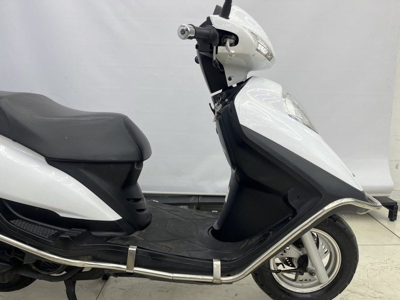 二手豪爵宇钻HJ125T-10
