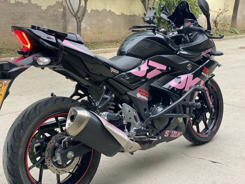 二手豪爵铃木GSX250R