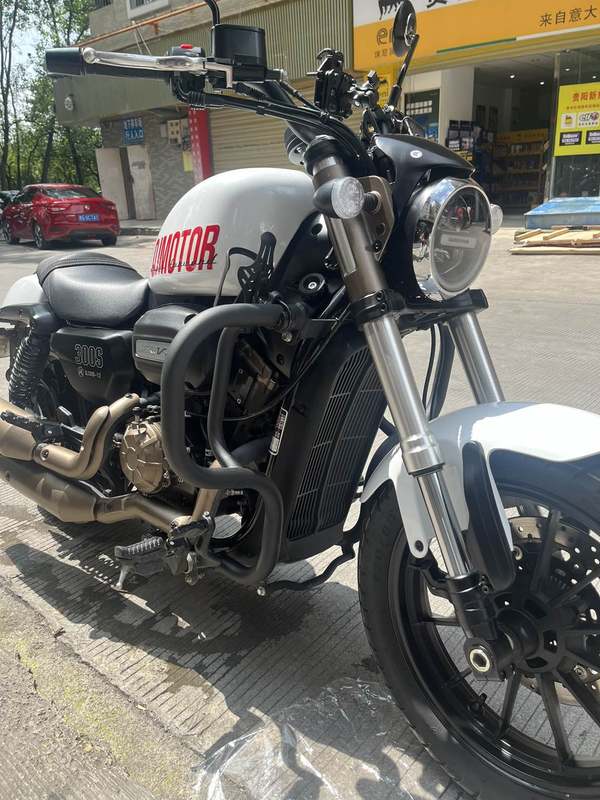 二手QJMOTOR闪300