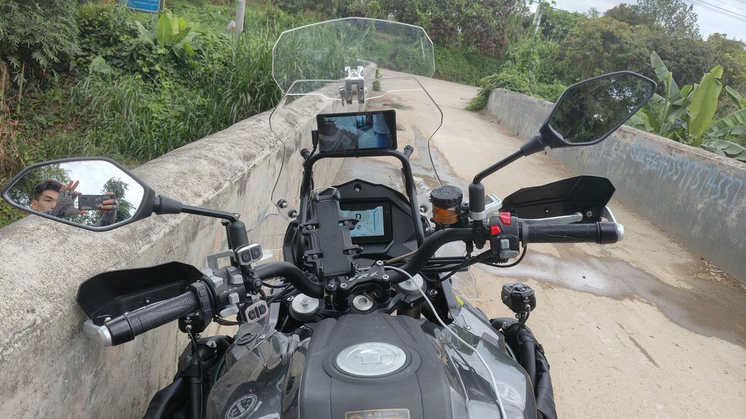 二手贝纳利金鹏 TRK502