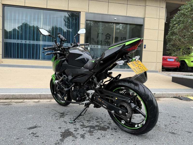 二手川崎Z400