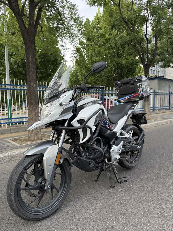 二手五羊本田猛鸷 CB190X