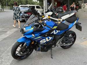 二手豪爵铃木GSX250R