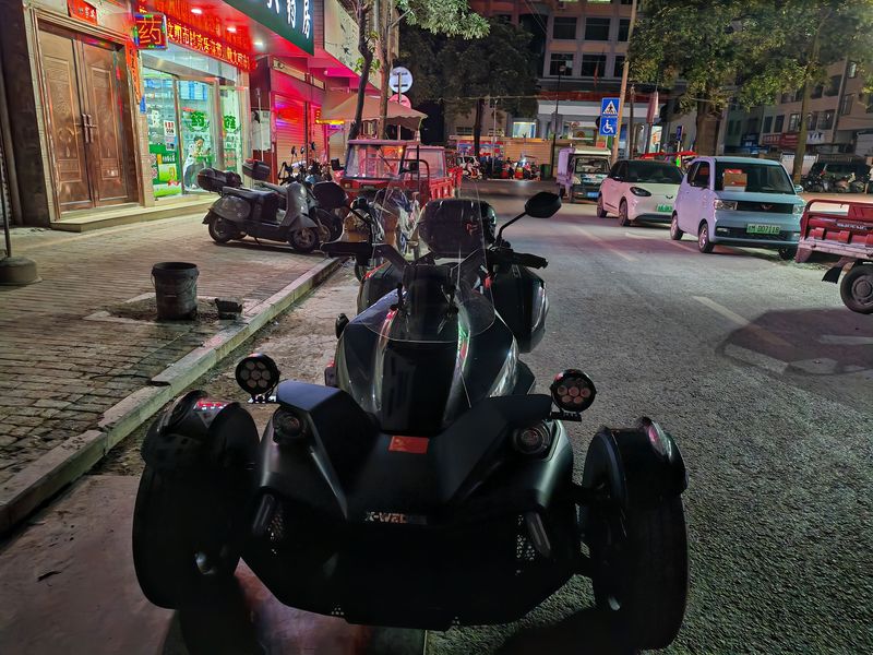 二手新威骑天行者 WR1000