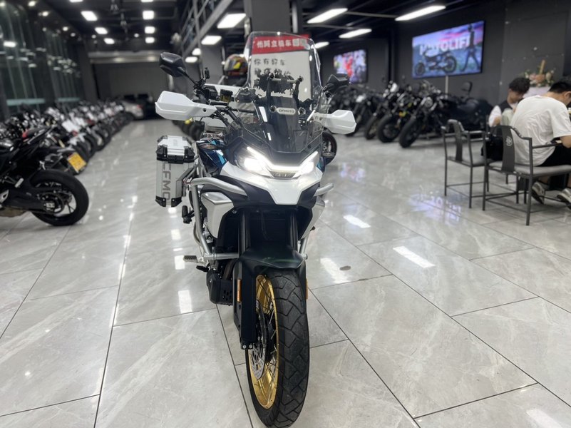 二手春风700MT