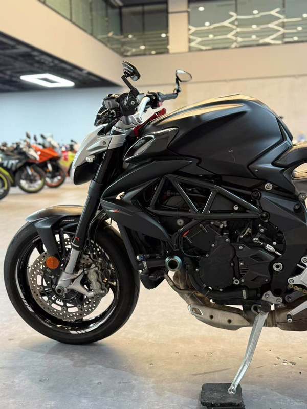 二手奥古斯塔Brutale 800