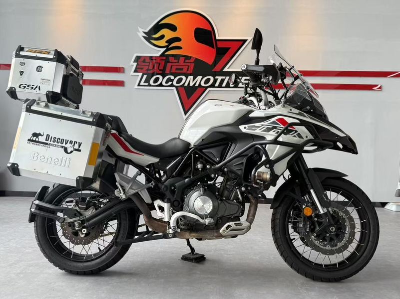 二手贝纳利金鹏 TRK502