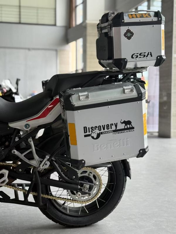 二手贝纳利金鹏 TRK502
