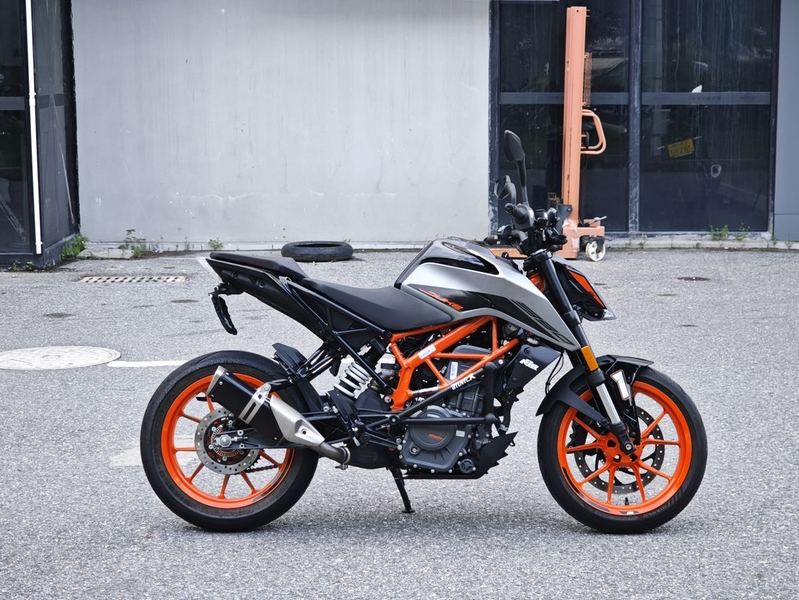 二手KTMR2R390 Duke