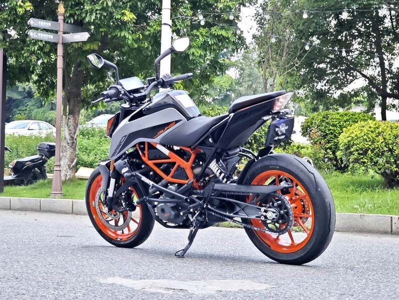 二手KTMR2R390 Duke