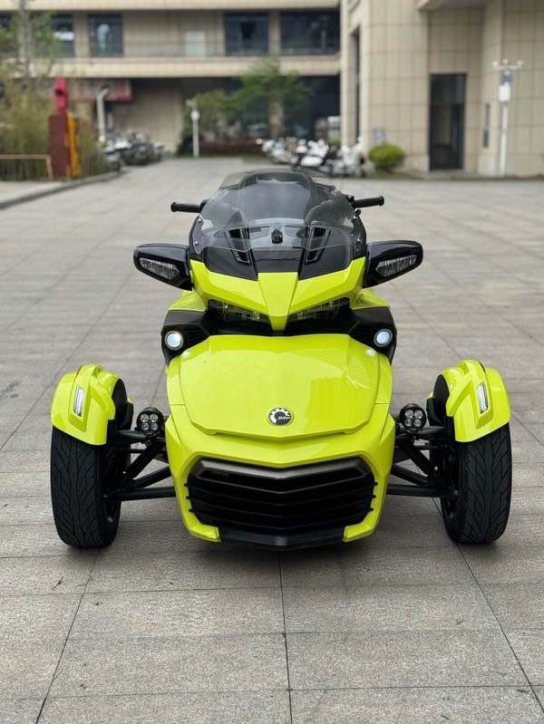 二手庞巴迪Spyder F3 