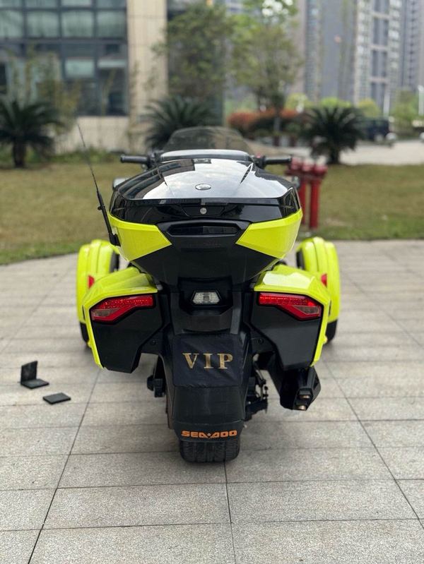 二手庞巴迪Spyder F3 