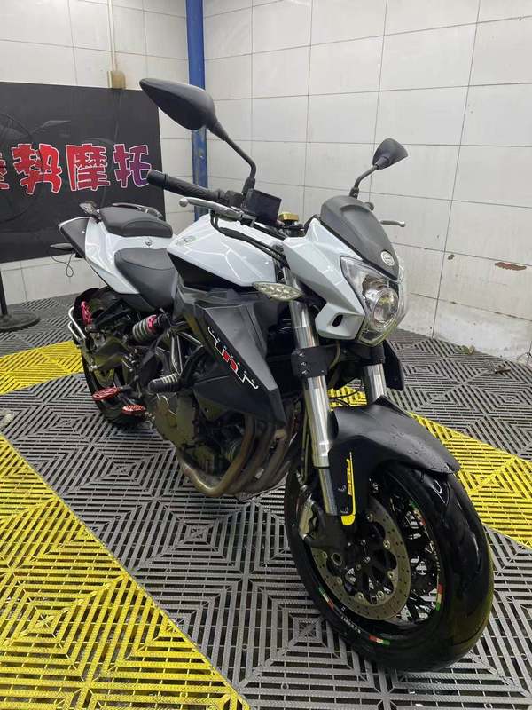 二手贝纳利TNT600i