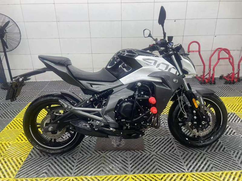 二手春风400NK