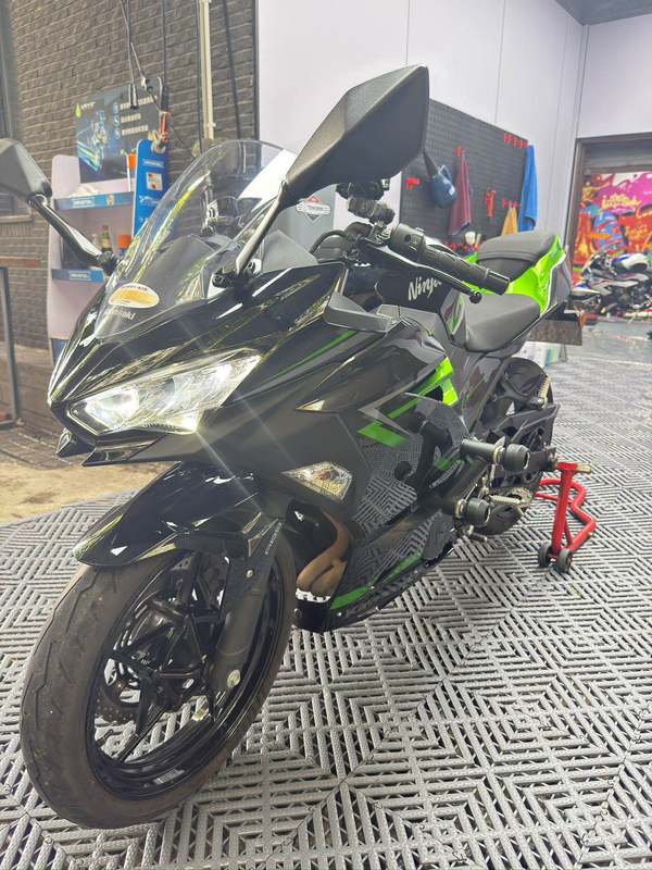 二手川崎Ninja 400