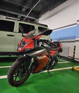 二手贝纳利龙卷风 Tornado 302R