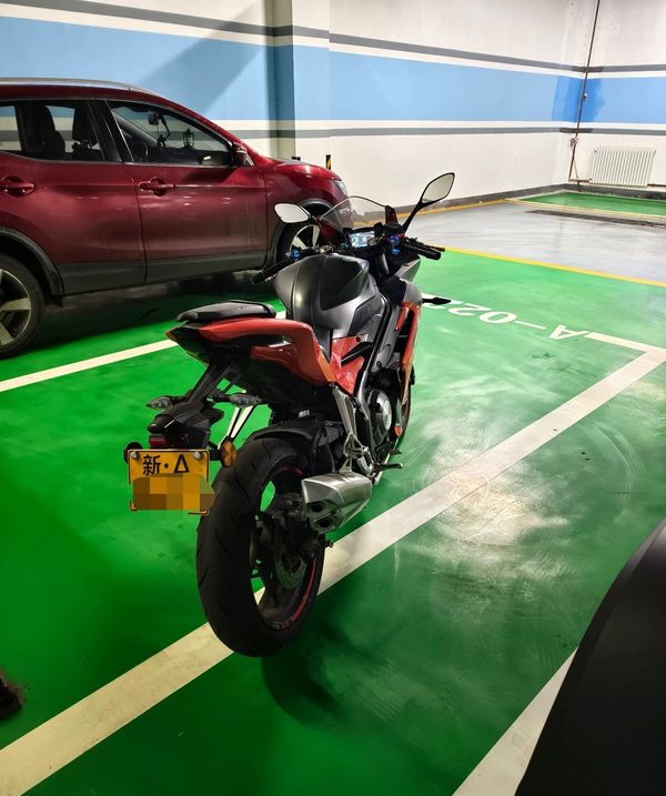 二手贝纳利龙卷风 Tornado 302R