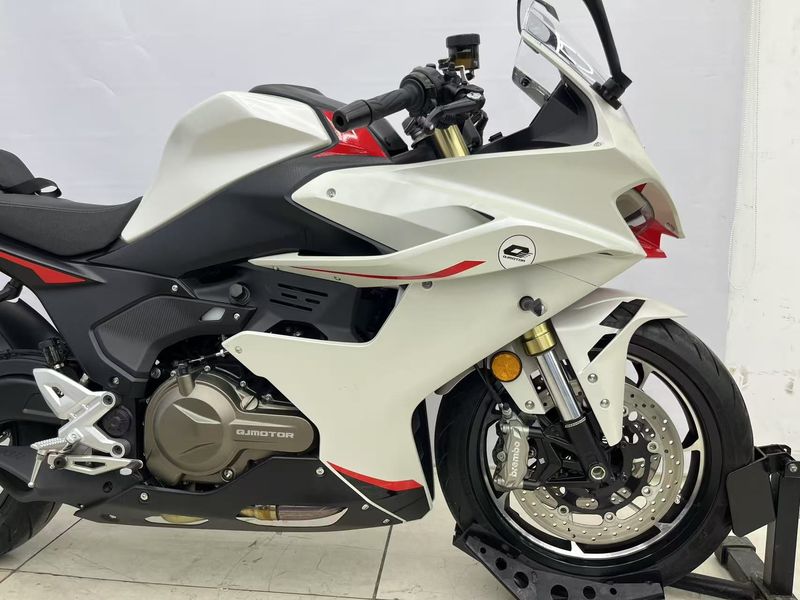 二手QJMOTOR赛550S
