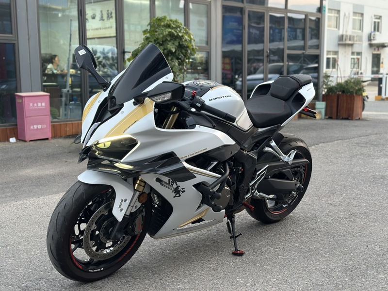二手QJMOTOR赛800